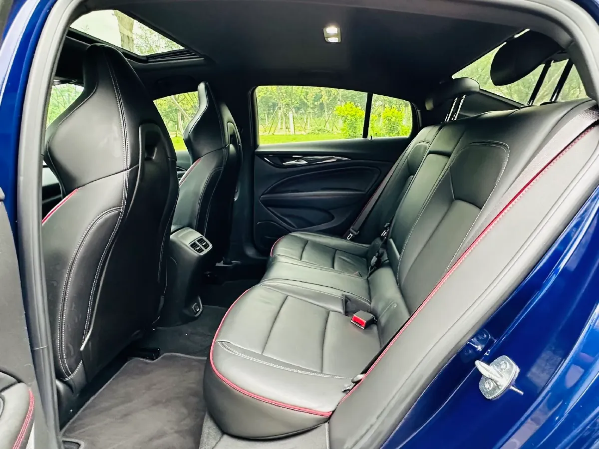 2019 Buick Larcosse 2.0T 241HP L4 9AT,autocango,china used car exporter,china ev exporter,chinese used car exporter,chinese used ev exporter