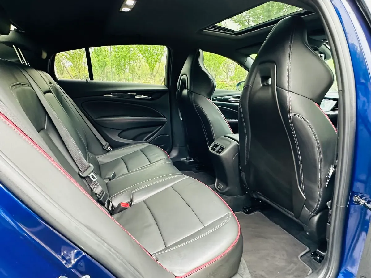 2019 Buick Larcosse 2.0T 241HP L4 9AT,autocango,china used car exporter,china ev exporter,chinese used car exporter,chinese used ev exporter