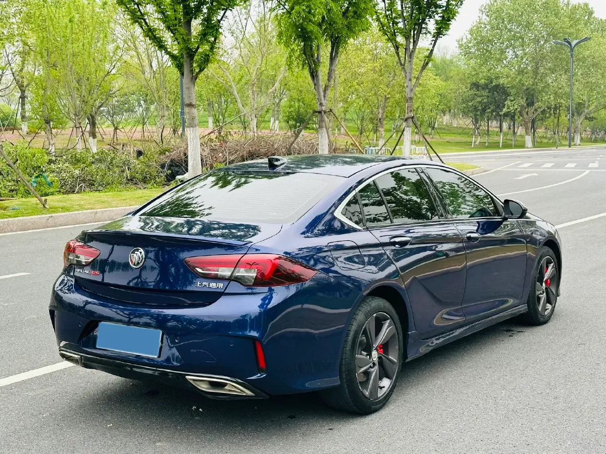 2019 Buick Larcosse 2.0T 241HP L4 9AT,autocango,china used car exporter,china ev exporter,chinese used car exporter,chinese used ev exporter