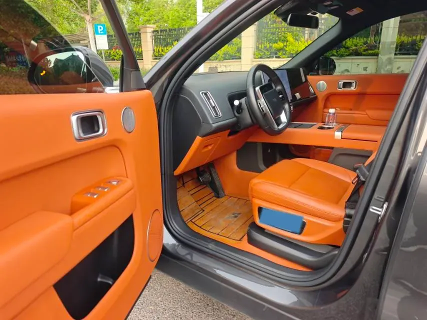 2023 Li L8 Range Extended 154HP REEV 40.9KWH,autocango,china used car exporter,china ev exporter,chinese used car exporter,chinese used ev exporter