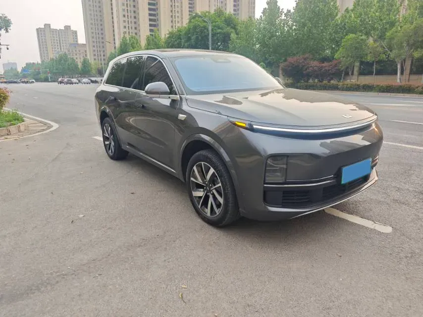 2023 Li L8 Range Extended 154HP REEV 40.9KWH,autocango,china used car exporter,china ev exporter,chinese used car exporter,chinese used ev exporter
