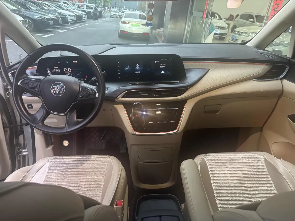 2023 Buick GL8 2.0T 237HP L4 9AT,autocango,china used car exporter,china ev exporter,chinese used car exporter,chinese used ev exporter