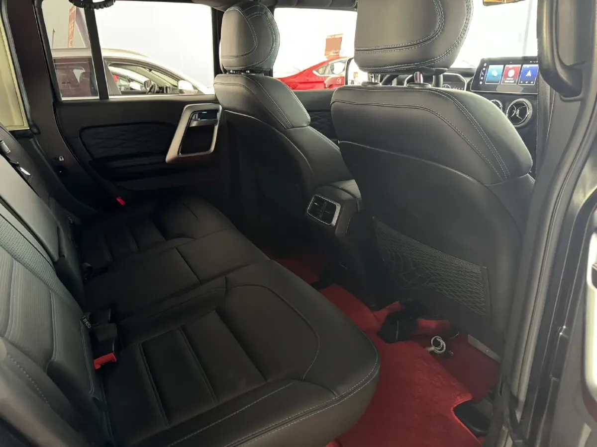 2023 Beijing BJ40 2.0T 163HP L4 8AT,autocango,china used car exporter,china ev exporter,chinese used car exporter,chinese used ev exporter