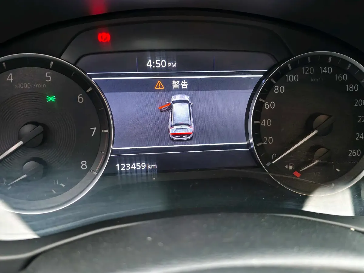 2018 Infiniti QX30 2.0T 211HP L4 7DCT,autocango,china used car exporter,china ev exporter,chinese used car exporter,chinese used ev exporter