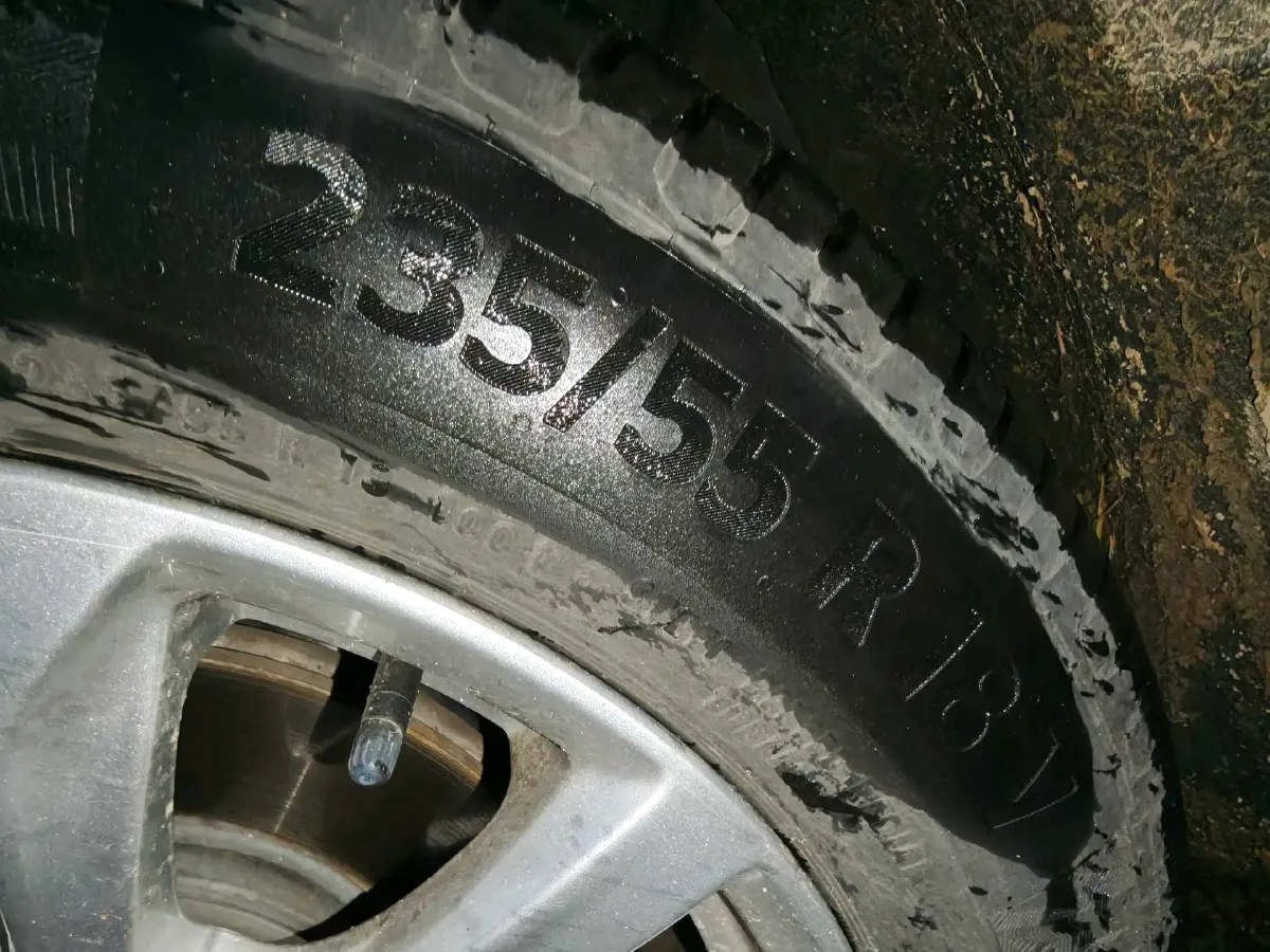 2022 Cadillac XT4 2.0T 237HP L4 9AT,autocango,china used car exporter,china ev exporter,chinese used car exporter,chinese used ev exporter