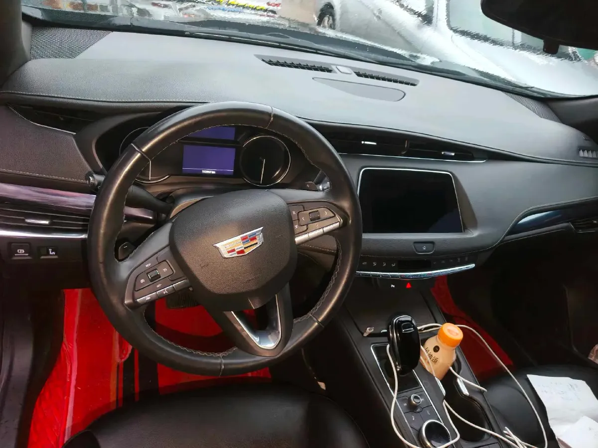 2022 Cadillac XT4 2.0T 237HP L4 9AT,autocango,china used car exporter,china ev exporter,chinese used car exporter,chinese used ev exporter