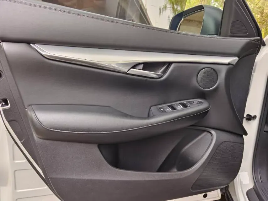 2018 Infiniti QX30 2.0T 211HP L4 7DCT,autocango,china used car exporter,china ev exporter,chinese used car exporter,chinese used ev exporter