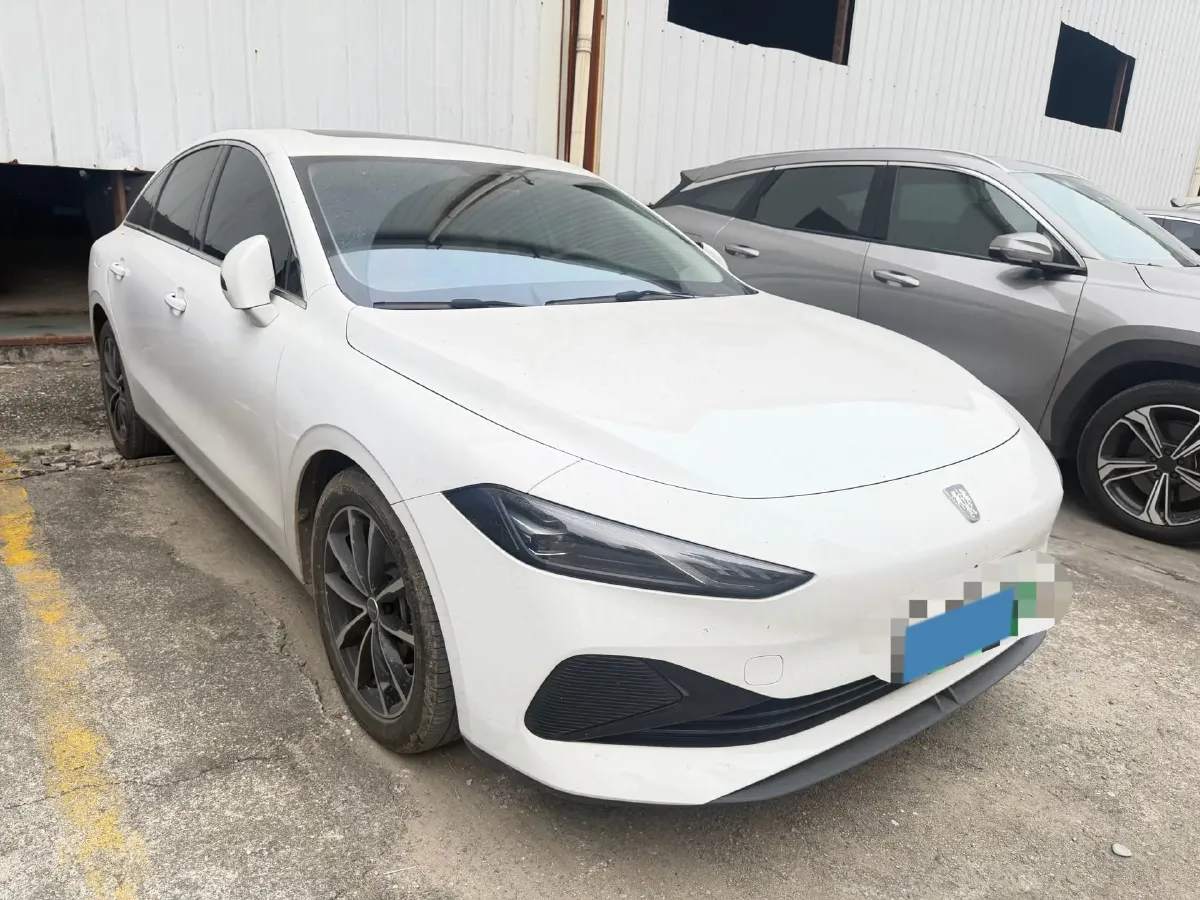2025 Roewe D7 1.5L 112HP L4 1DHT PHEV 19.7KWH,autocango,china used car exporter,china ev exporter,chinese used car exporter,chinese used ev exporter