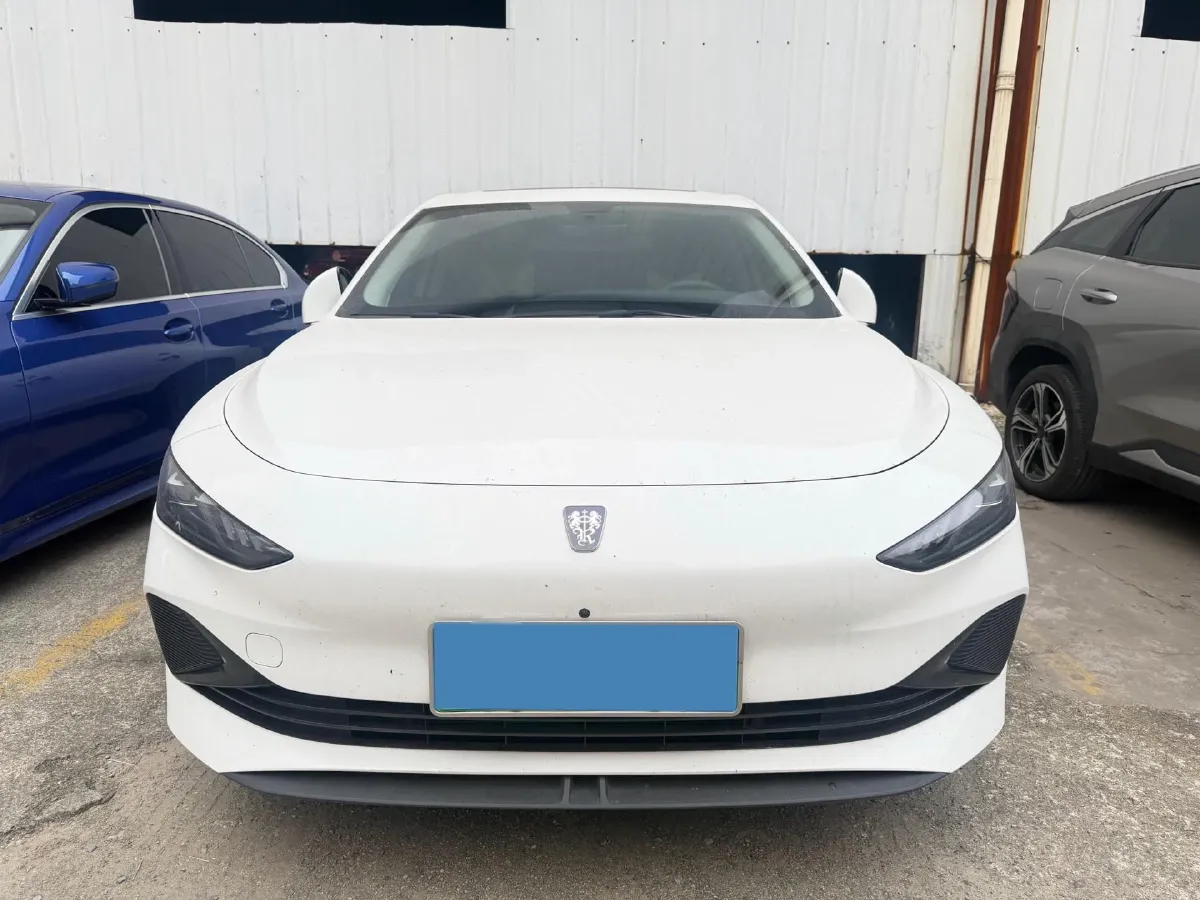 2025 Roewe D7 1.5L 112HP L4 1DHT PHEV 19.7KWH,autocango,china used car exporter,china ev exporter,chinese used car exporter,chinese used ev exporter