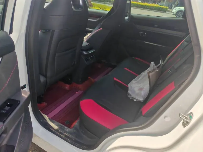 2022 Jetour DASHING 1.6T 197HP L4 7DCT,autocango,china used car exporter,china ev exporter,chinese used car exporter,chinese used ev exporter