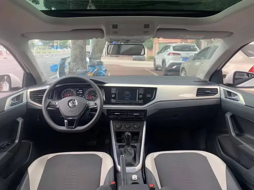 2021 Haval H6 1.5T 169HP L4 7DCT,autocango,china used car exporter,china ev exporter,chinese used car exporter,chinese used ev exporter