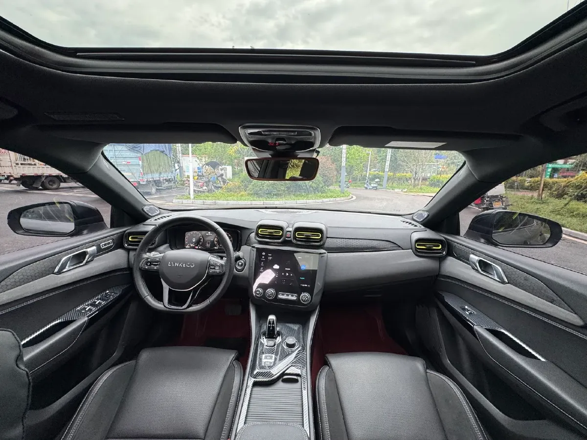 2021 LYNK&CO 03 2.0T 190HP L4 6AT,autocango,china used car exporter,china ev exporter,chinese used car exporter,chinese used ev exporter