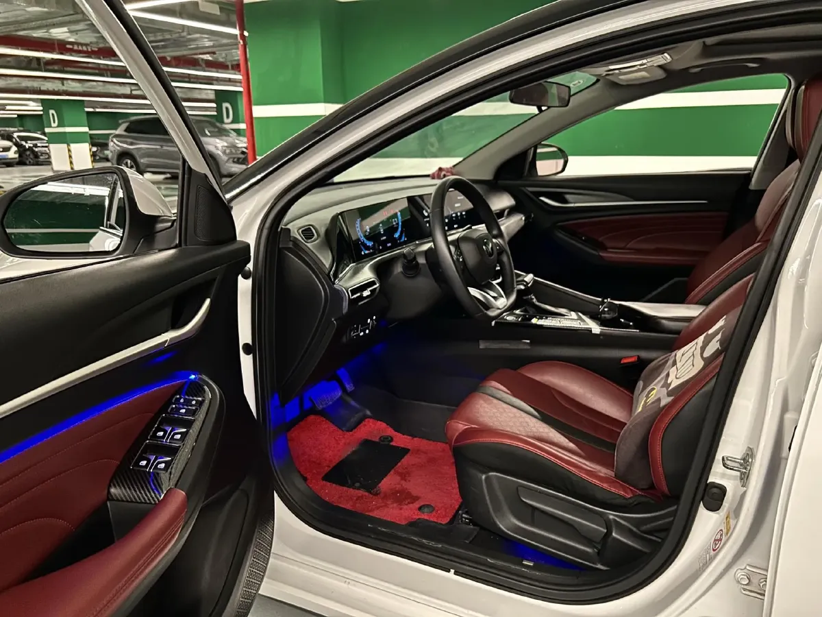 2021 ChangAn Eado 1.4T 160HP L4 7DCT,autocango,china used car exporter,china ev exporter,chinese used car exporter,chinese used ev exporter