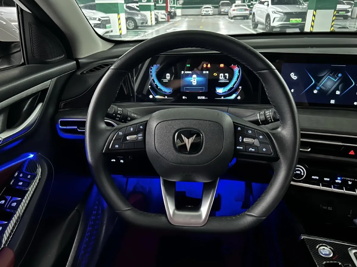 2021 ChangAn Eado 1.4T 160HP L4 7DCT,autocango,china used car exporter,china ev exporter,chinese used car exporter,chinese used ev exporter