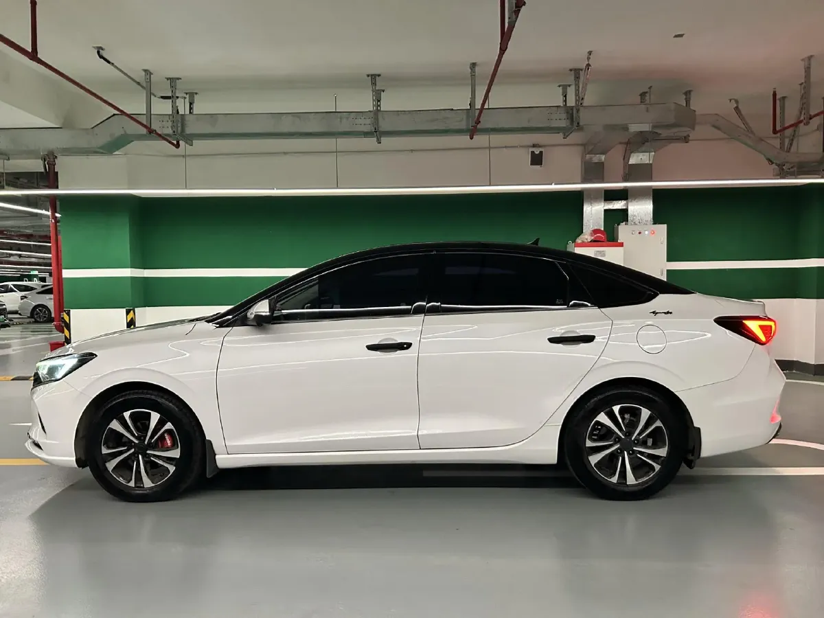2021 ChangAn Eado 1.4T 160HP L4 7DCT,autocango,china used car exporter,china ev exporter,chinese used car exporter,chinese used ev exporter