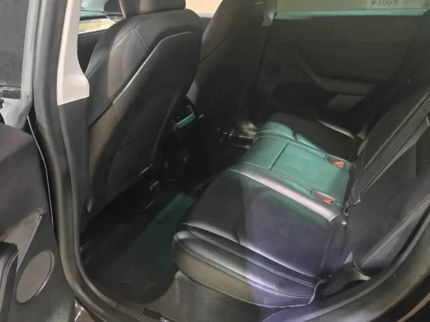 2022 Tesla Model Y BEV 60KWH,autocango,china used car exporter,china ev exporter,chinese used car exporter,chinese used ev exporter