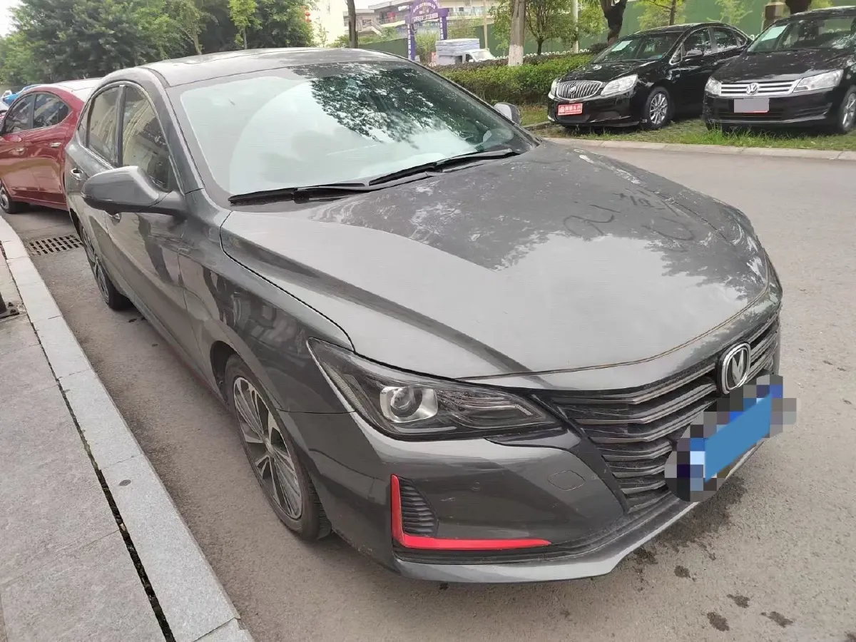 2021 ChangAn Raeton CC 1.5T 180HP L4 7DCT,autocango,china used car exporter,china ev exporter,chinese used car exporter,chinese used ev exporter