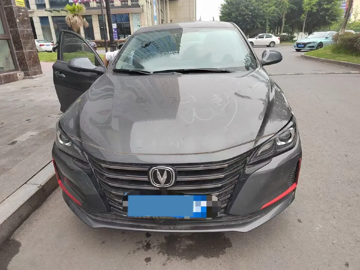 2021 ChangAn Raeton CC 1.5T 180HP L4 7DCT,autocango,china used car exporter,china ev exporter,chinese used car exporter,chinese used ev exporter
