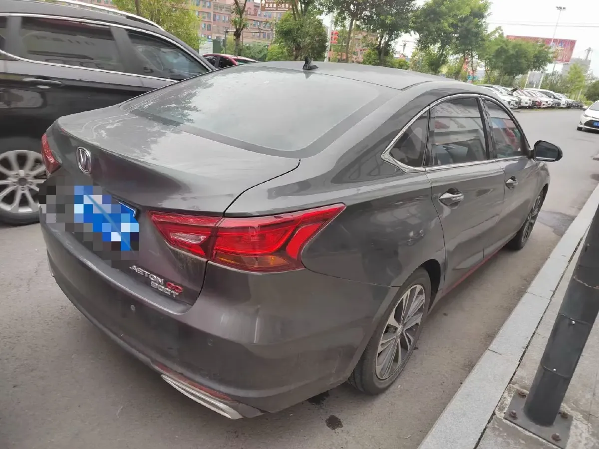 2021 ChangAn Raeton CC 1.5T 180HP L4 7DCT,autocango,china used car exporter,china ev exporter,chinese used car exporter,chinese used ev exporter