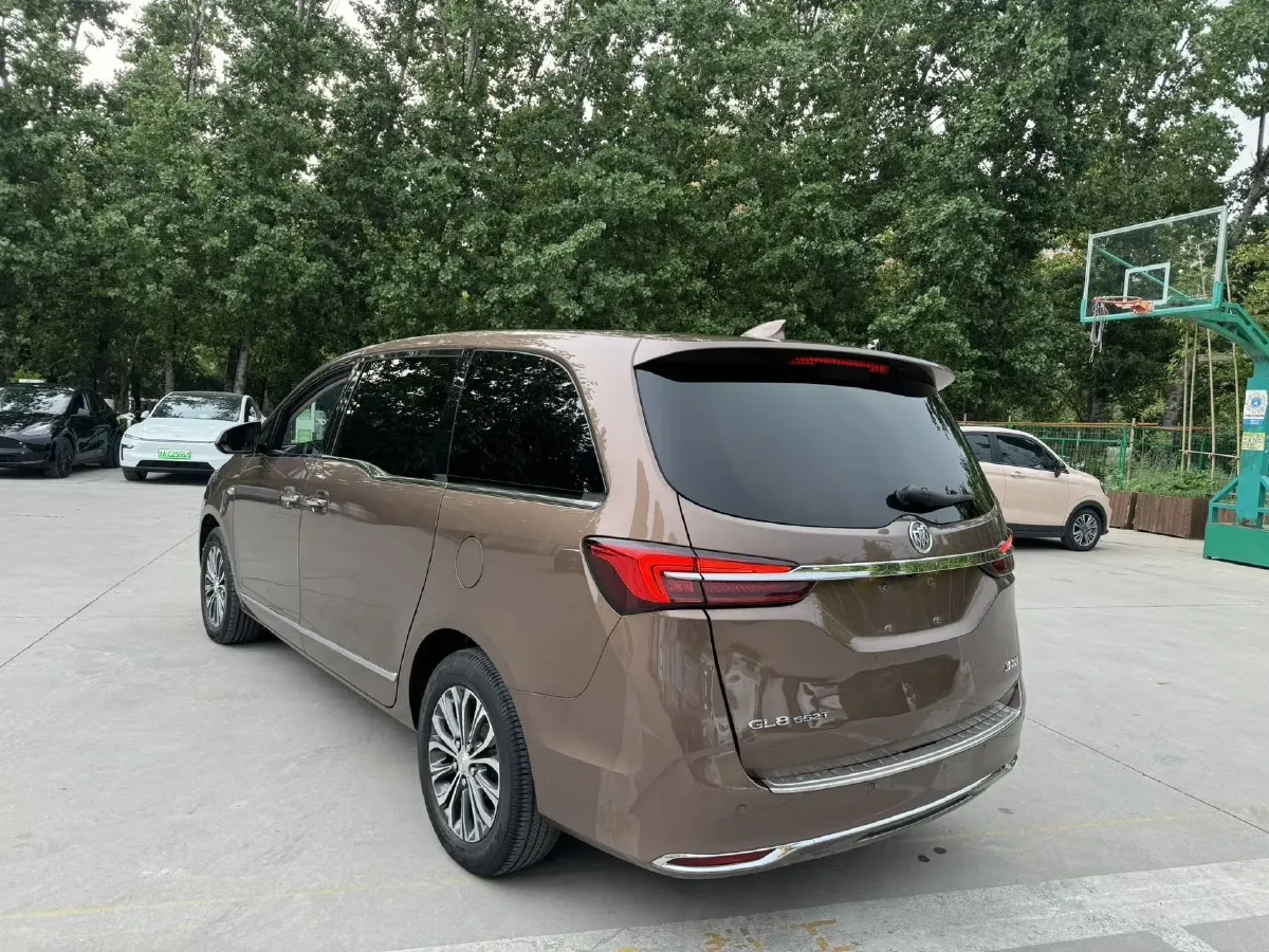 2021 Buick GL8 2.0T 237HP L4 9AT,autocango,china used car exporter,china ev exporter,chinese used car exporter,chinese used ev exporter