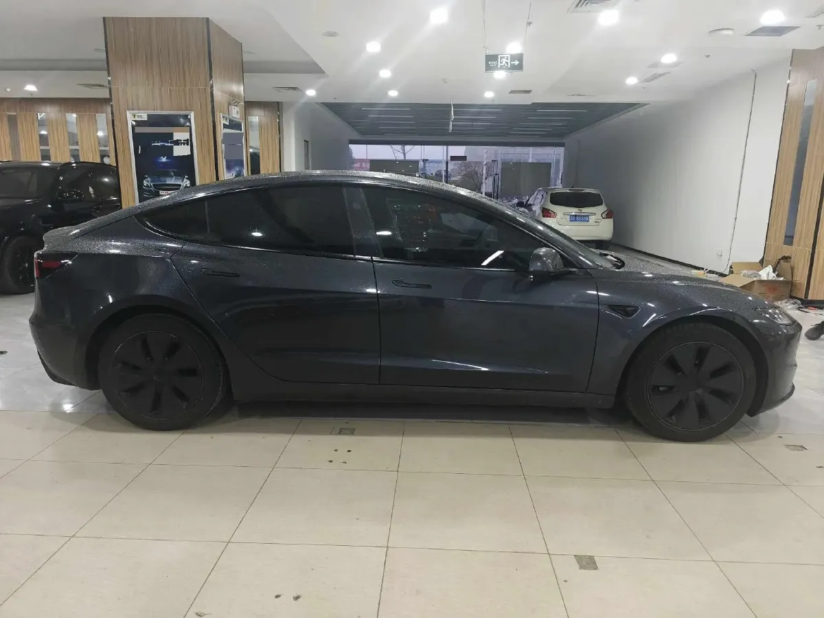 2025 Tesla Model 3 BEV 62.5KWH,autocango,china used car exporter,china ev exporter,chinese used car exporter,chinese used ev exporter