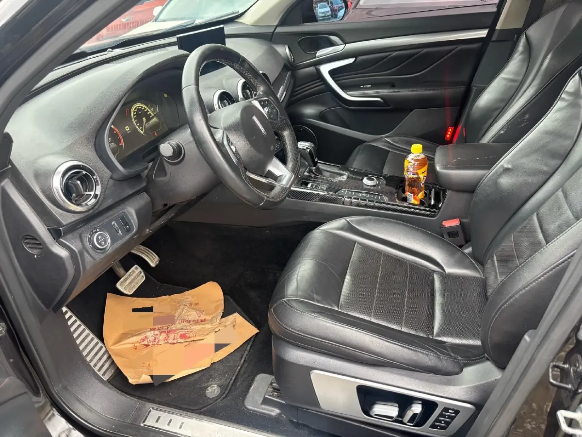 2017 WEY VV7 2.0T 234HP L4 7DCT,autocango,china used car exporter,china ev exporter,chinese used car exporter,chinese used ev exporter