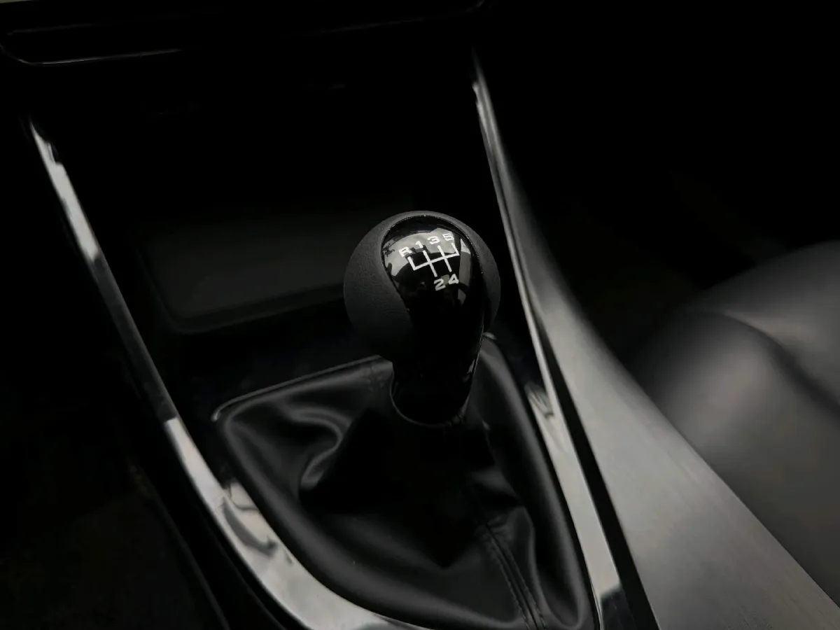 2021 Roewe i5 1.5L 120HP L4 5MT,autocango,china used car exporter,china ev exporter,chinese used car exporter,chinese used ev exporter