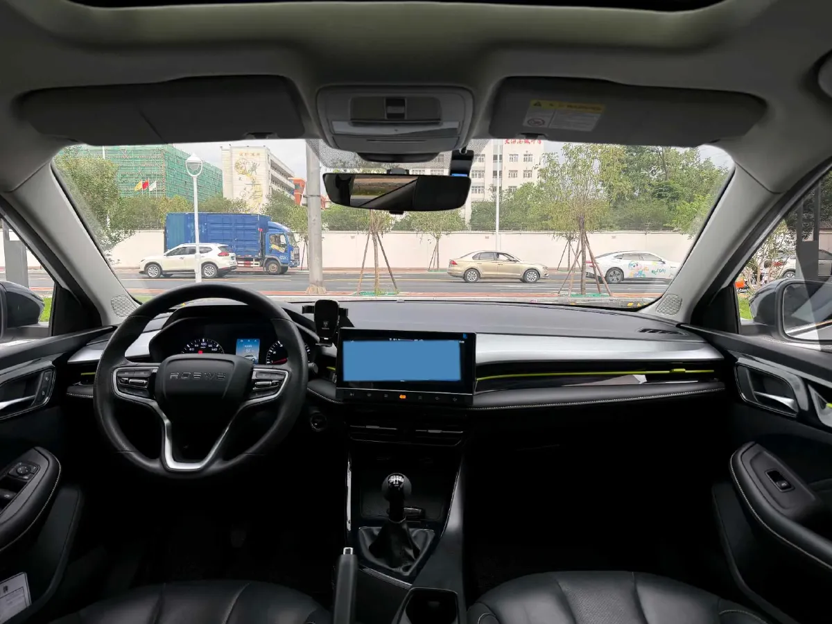 2021 Roewe i5 1.5L 120HP L4 5MT,autocango,china used car exporter,china ev exporter,chinese used car exporter,chinese used ev exporter