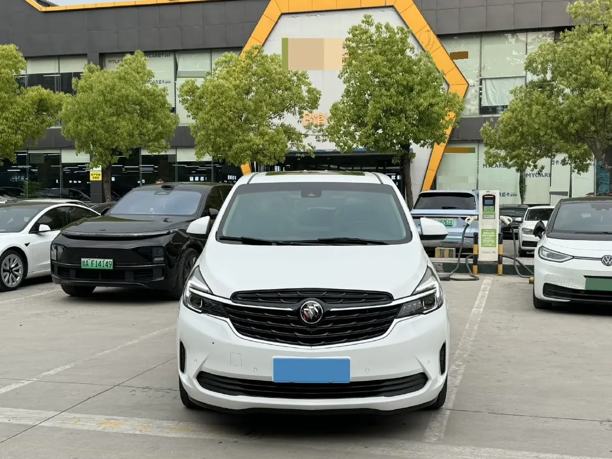 2021 Buick GL8 2.0T 237HP L4 9AT,autocango,china used car exporter,china ev exporter,chinese used car exporter,chinese used ev exporter