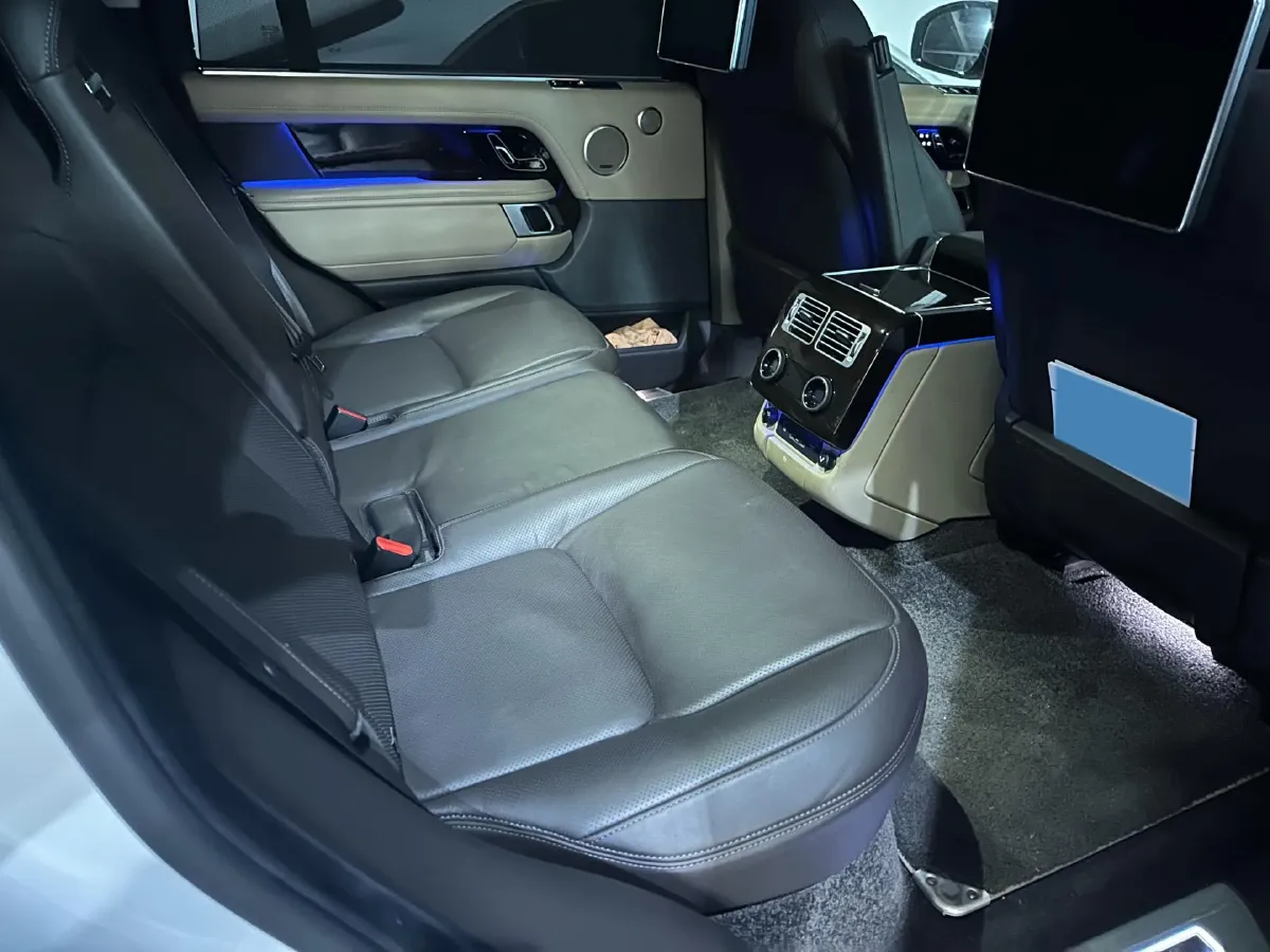 2022 Land Rover Range Rover 3.0T 400HP L6 8AT,autocango,china used car exporter,china ev exporter,chinese used car exporter,chinese used ev exporter