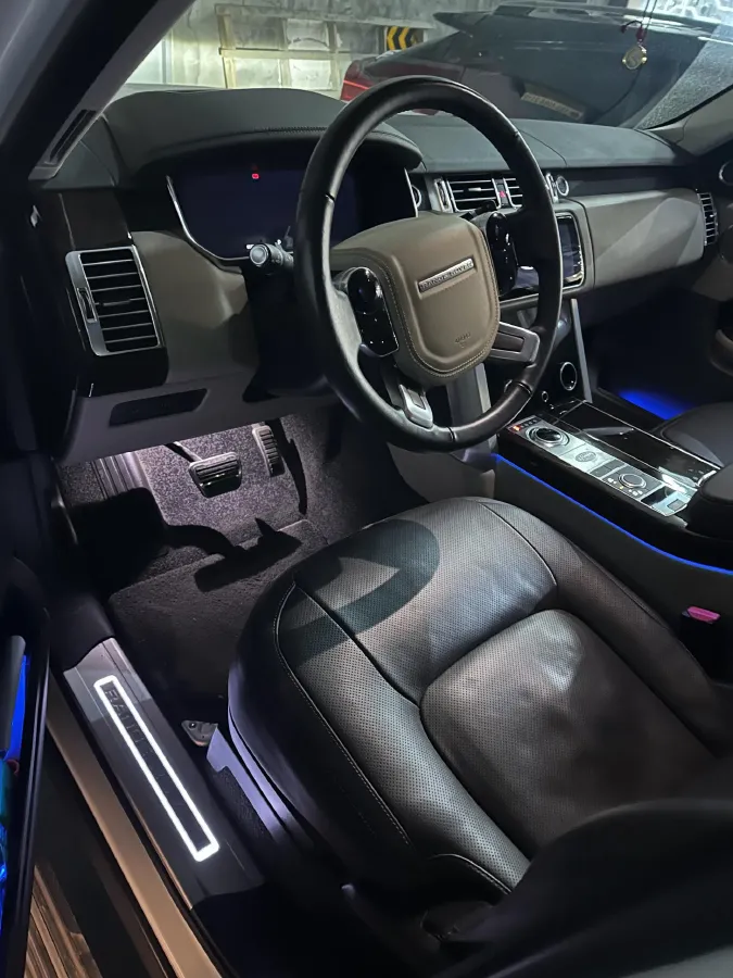 2022 Land Rover Range Rover 3.0T 400HP L6 8AT,autocango,china used car exporter,china ev exporter,chinese used car exporter,chinese used ev exporter