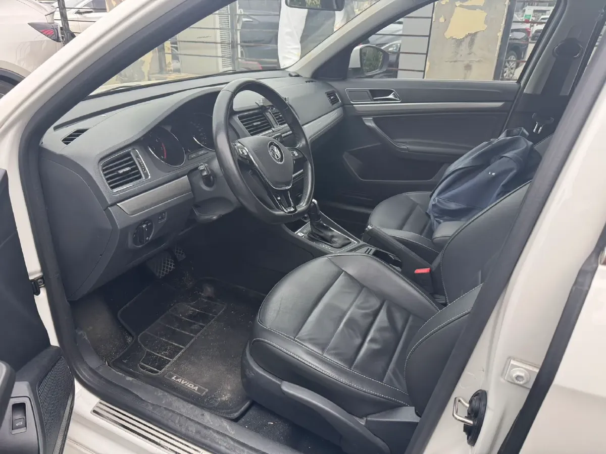 2017 Buick Excelle 1.5L 114HP L4 6AT,autocango,china used car exporter,china ev exporter,chinese used car exporter,chinese used ev exporter