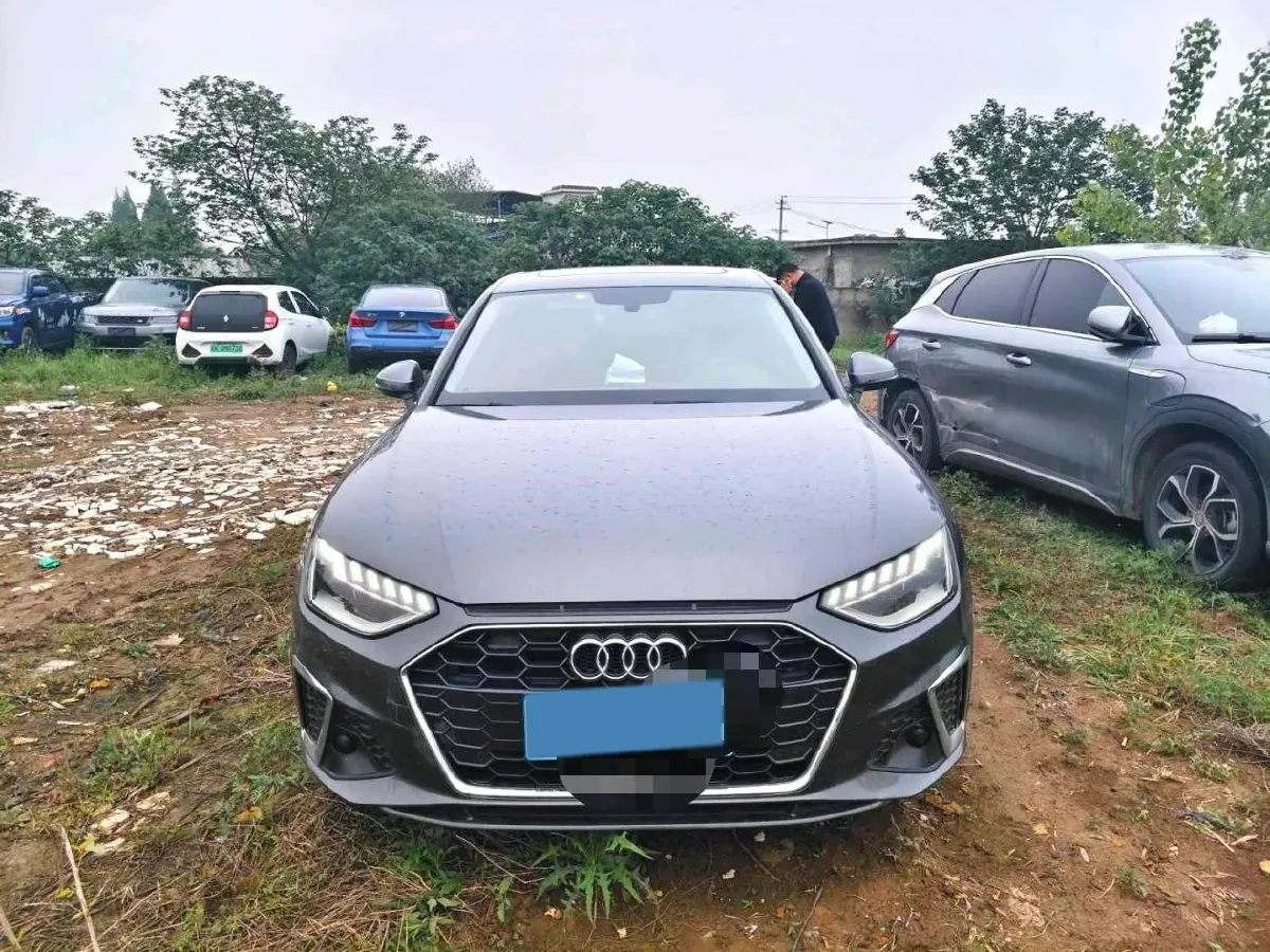 2020 Audi A4L 2.0T 190HP L4 7DCT,autocango,china used car exporter,china ev exporter,chinese used car exporter,chinese used ev exporter