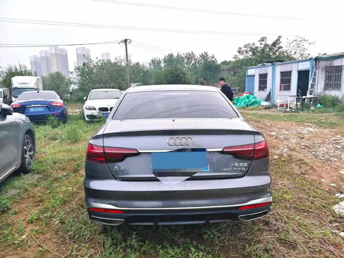 2020 Audi A4L 2.0T 190HP L4 7DCT,autocango,china used car exporter,china ev exporter,chinese used car exporter,chinese used ev exporter