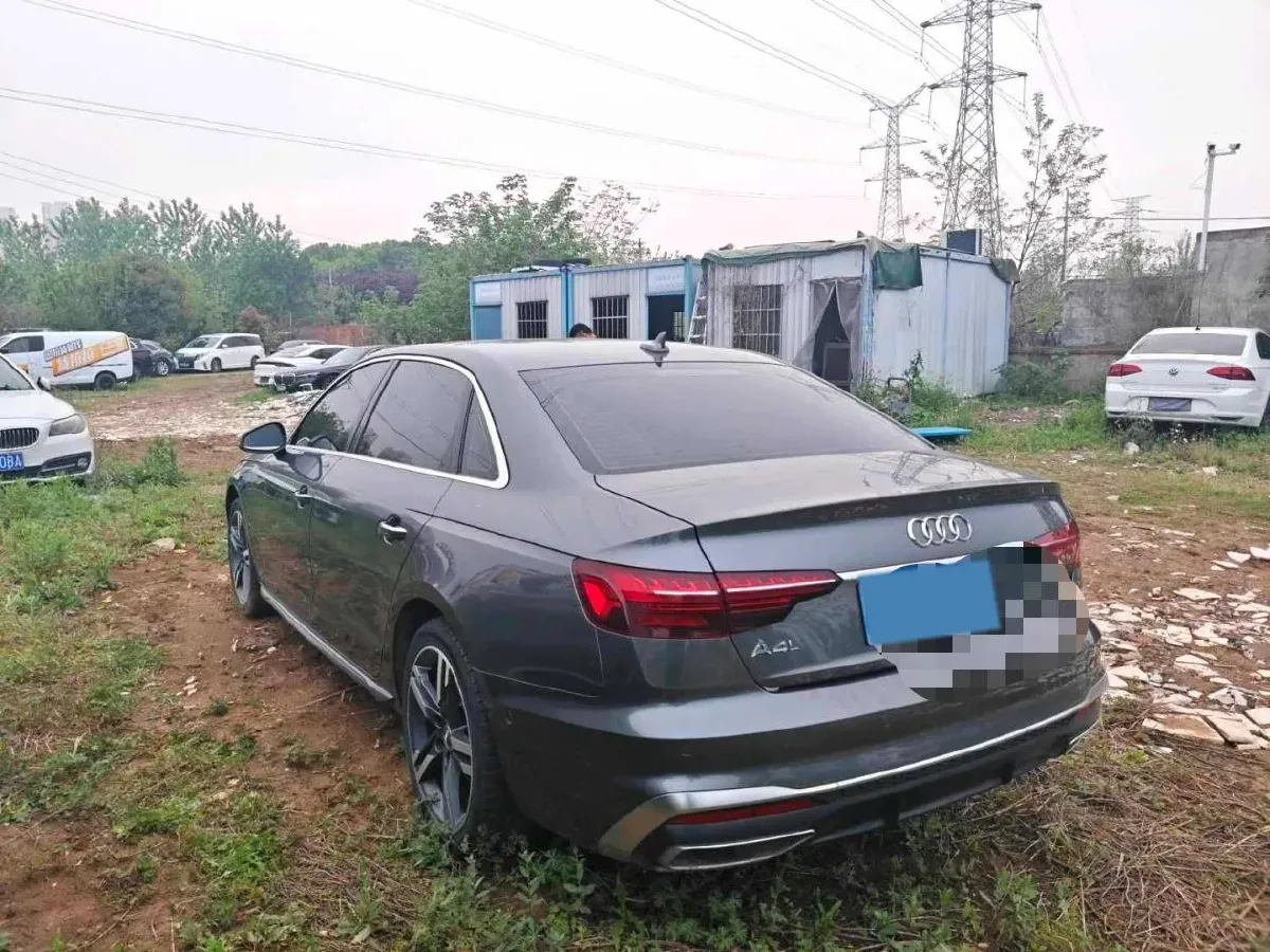 2020 Audi A4L 2.0T 190HP L4 7DCT,autocango,china used car exporter,china ev exporter,chinese used car exporter,chinese used ev exporter
