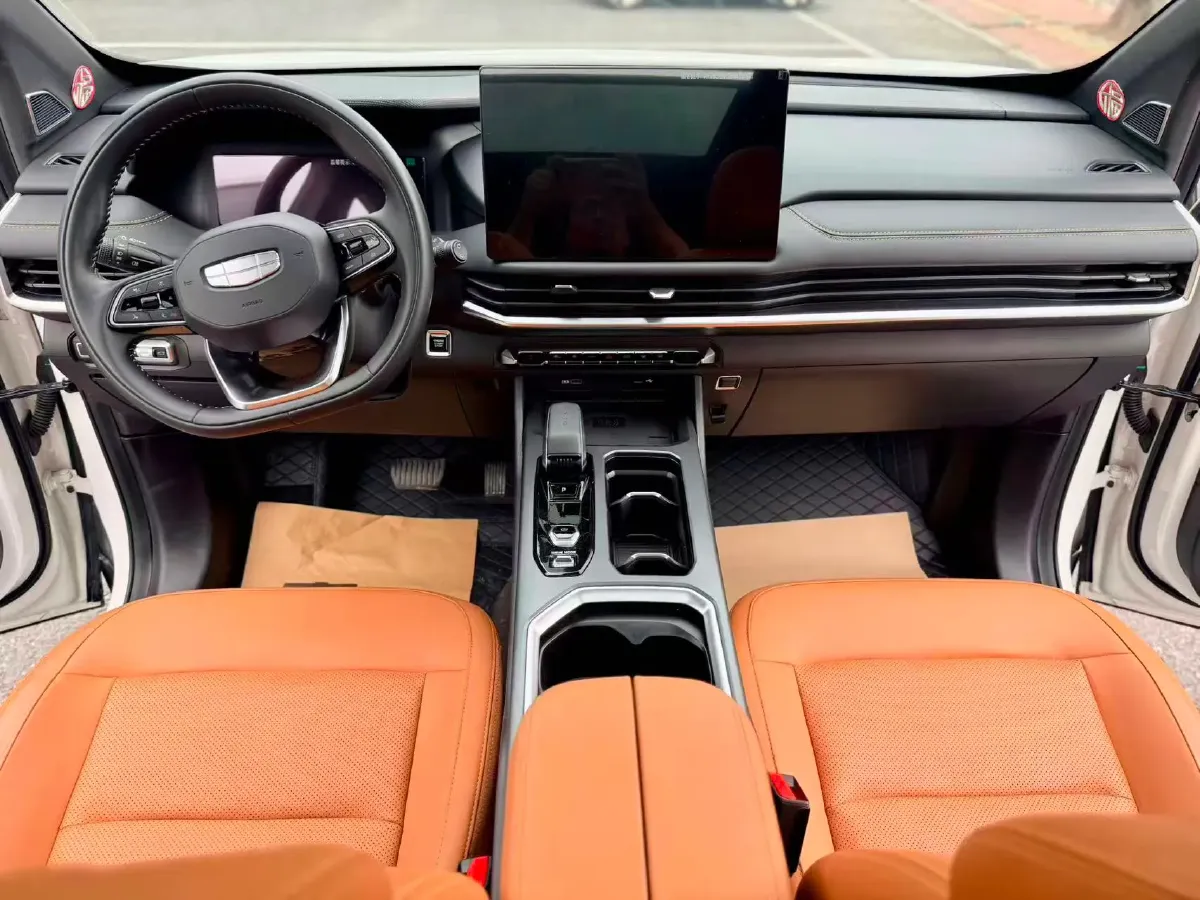 2024 Geely Okavango L 2.0T 218HP L4 7DCT,autocango,china used car exporter,china ev exporter,chinese used car exporter,chinese used ev exporter