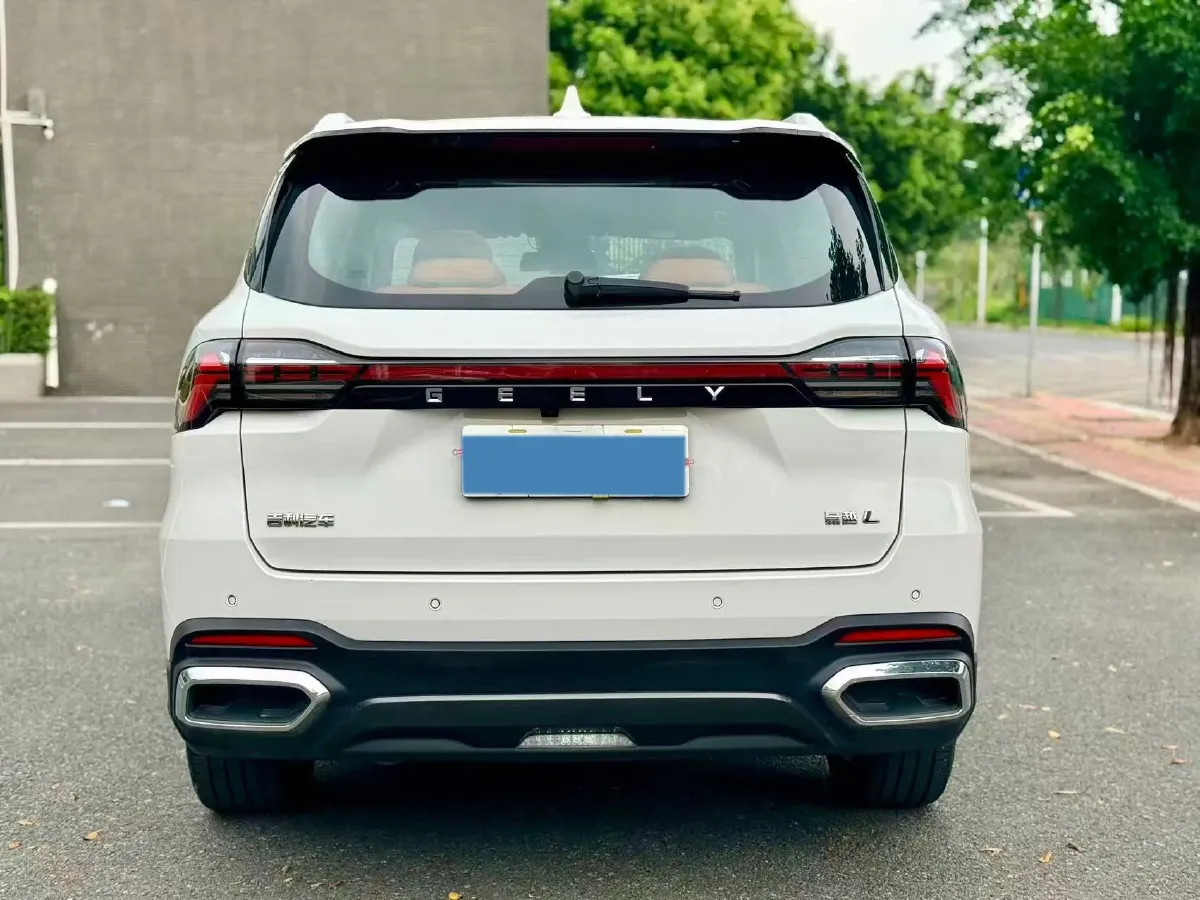 2024 Geely Okavango L 2.0T 218HP L4 7DCT,autocango,china used car exporter,china ev exporter,chinese used car exporter,chinese used ev exporter