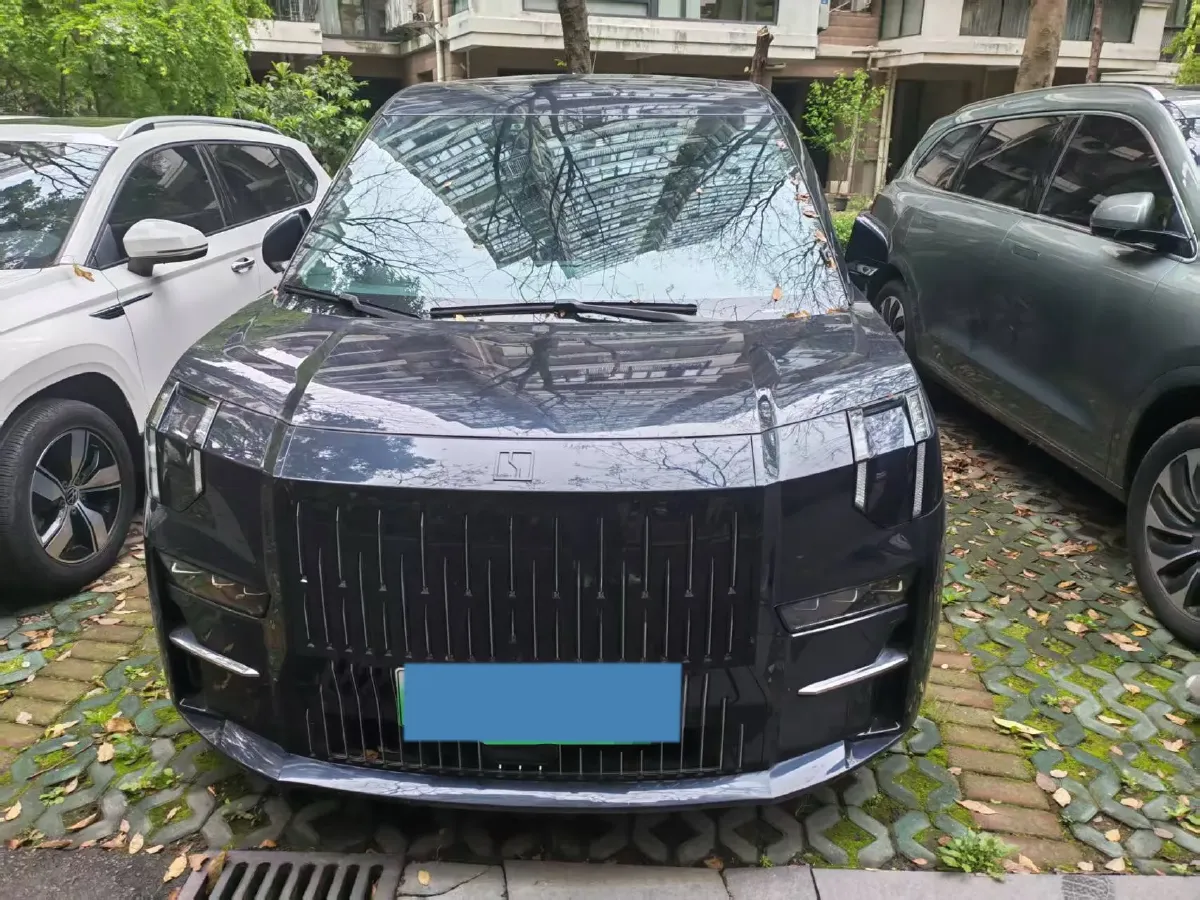 2022 Zeekr 009 BEV 116KWH,autocango,china used car exporter,china ev exporter,chinese used car exporter,chinese used ev exporter