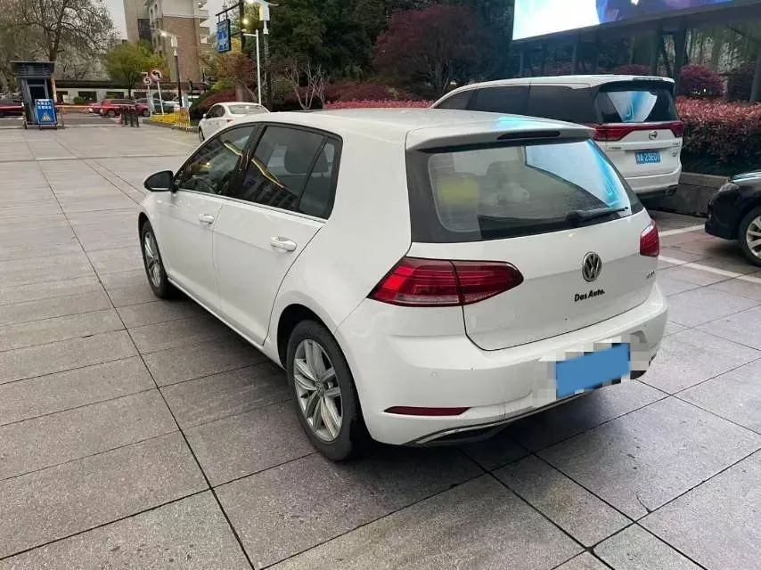 2018 Volkswagen Golf 1.6L 110HP L4 6AT,autocango,china used car exporter,china ev exporter,chinese used car exporter,chinese used ev exporter
