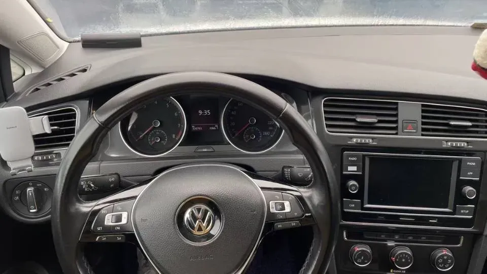 2018 Volkswagen Golf 1.6L 110HP L4 6AT,autocango,china used car exporter,china ev exporter,chinese used car exporter,chinese used ev exporter