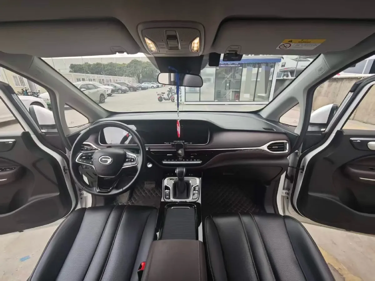 2023 GAC Trumpchi M6 1.5T 177HP L4 7DCT,autocango,china used car exporter,china ev exporter,chinese used car exporter,chinese used ev exporter