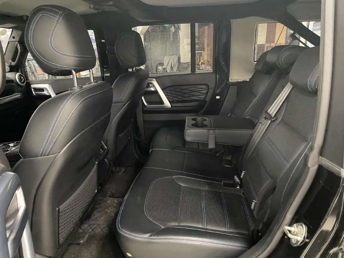 2019 Beijing BJ40 2.0T 218HP L4 6AT,autocango,china used car exporter,china ev exporter,chinese used car exporter,chinese used ev exporter