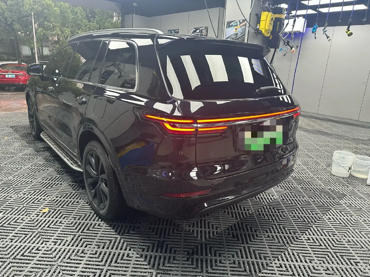 2020 Li ONE Range Extended 131HP REEV 40.5KWH,autocango,china used car exporter,china ev exporter,chinese used car exporter,chinese used ev exporter