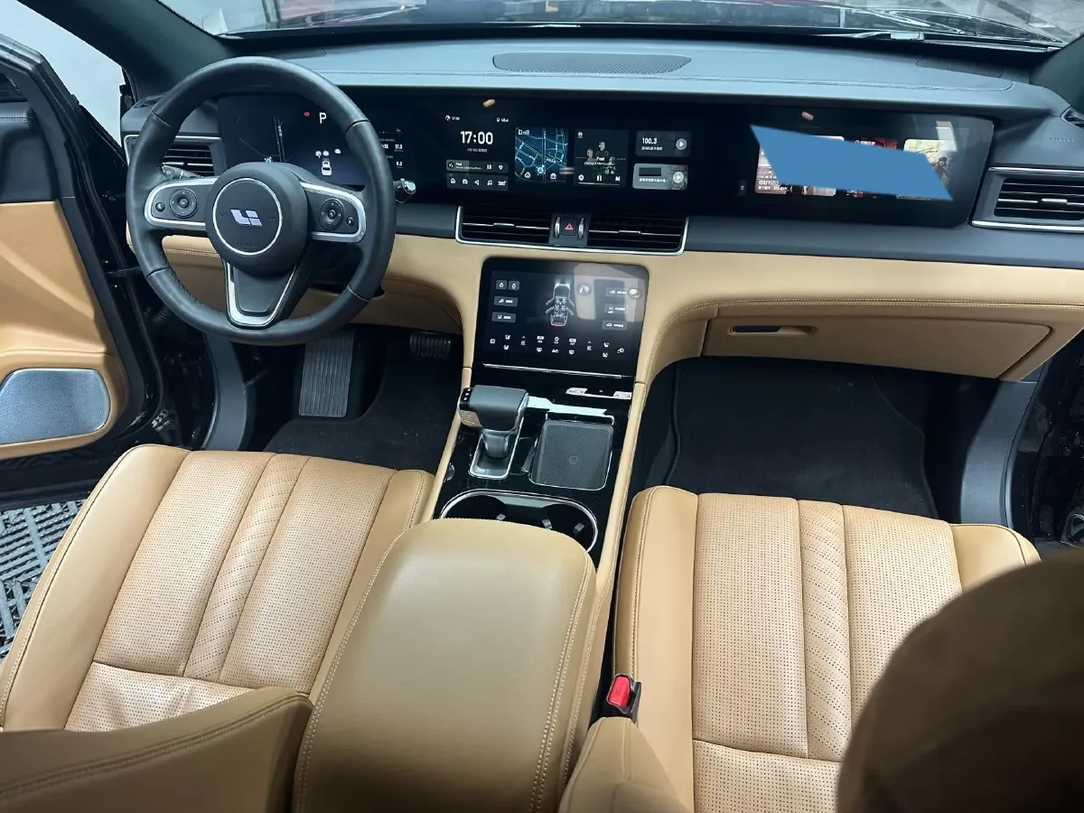 2020 Li ONE Range Extended 131HP REEV 40.5KWH,autocango,china used car exporter,china ev exporter,chinese used car exporter,chinese used ev exporter