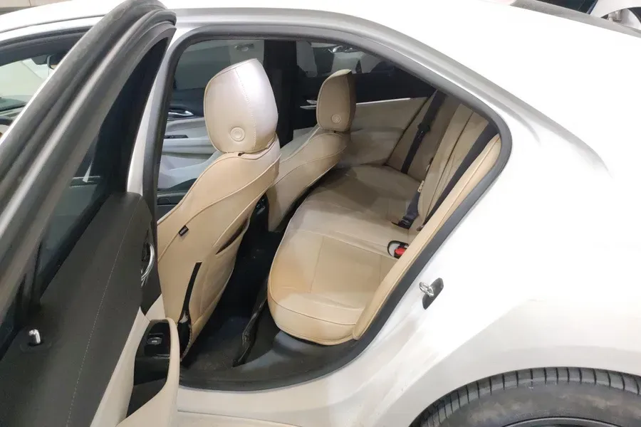 2023 Cadillac CT4 1.5T 211HP L4 8AT,autocango,china used car exporter,china ev exporter,chinese used car exporter,chinese used ev exporter