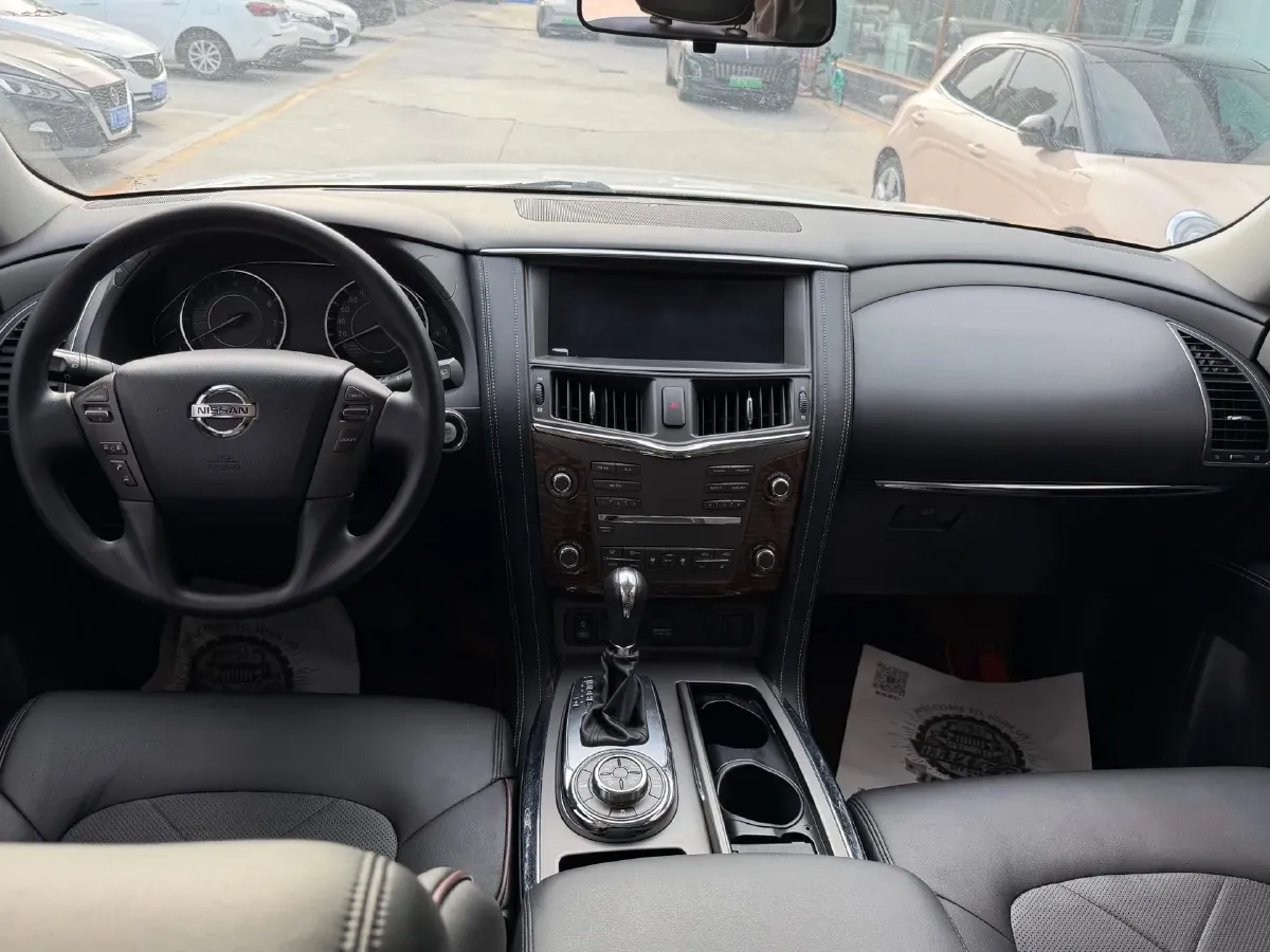 2018 Nissan Patrol 4.0L 279HP V6 7AT,autocango,china used car exporter,china ev exporter,chinese used car exporter,chinese used ev exporter