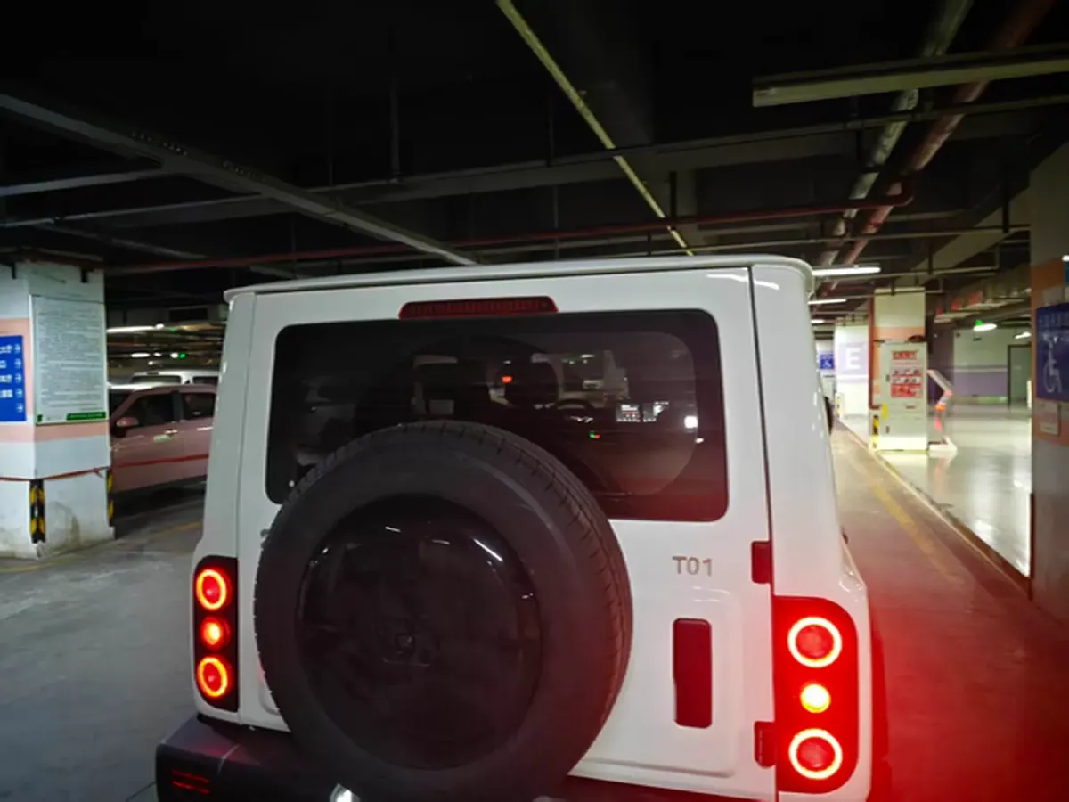 2024 212 212 T01 2.0T 252HP L4 8AT,autocango,china used car exporter,china ev exporter,chinese used car exporter,chinese used ev exporter