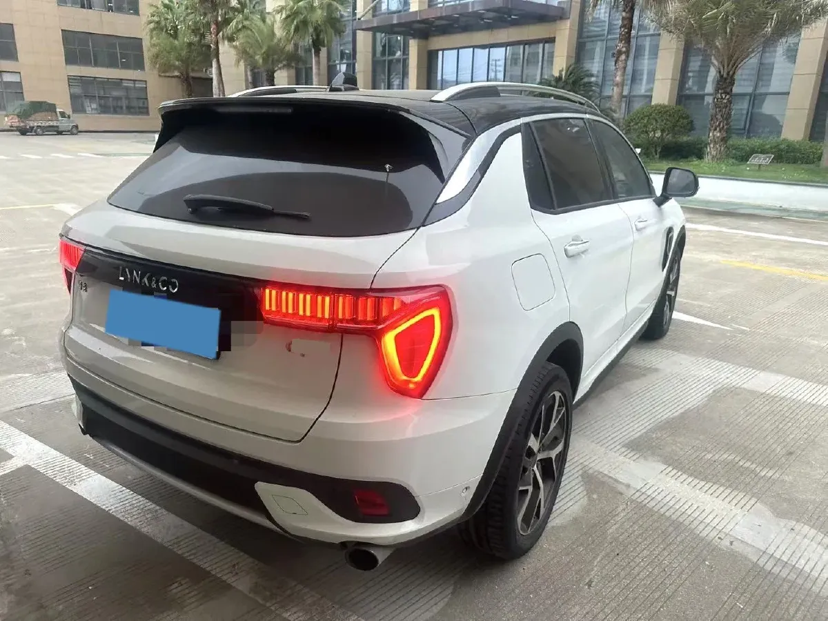 2019 LYNK&CO 01 2.0T 190HP L4 7DCT,autocango,china used car exporter,china ev exporter,chinese used car exporter,chinese used ev exporter