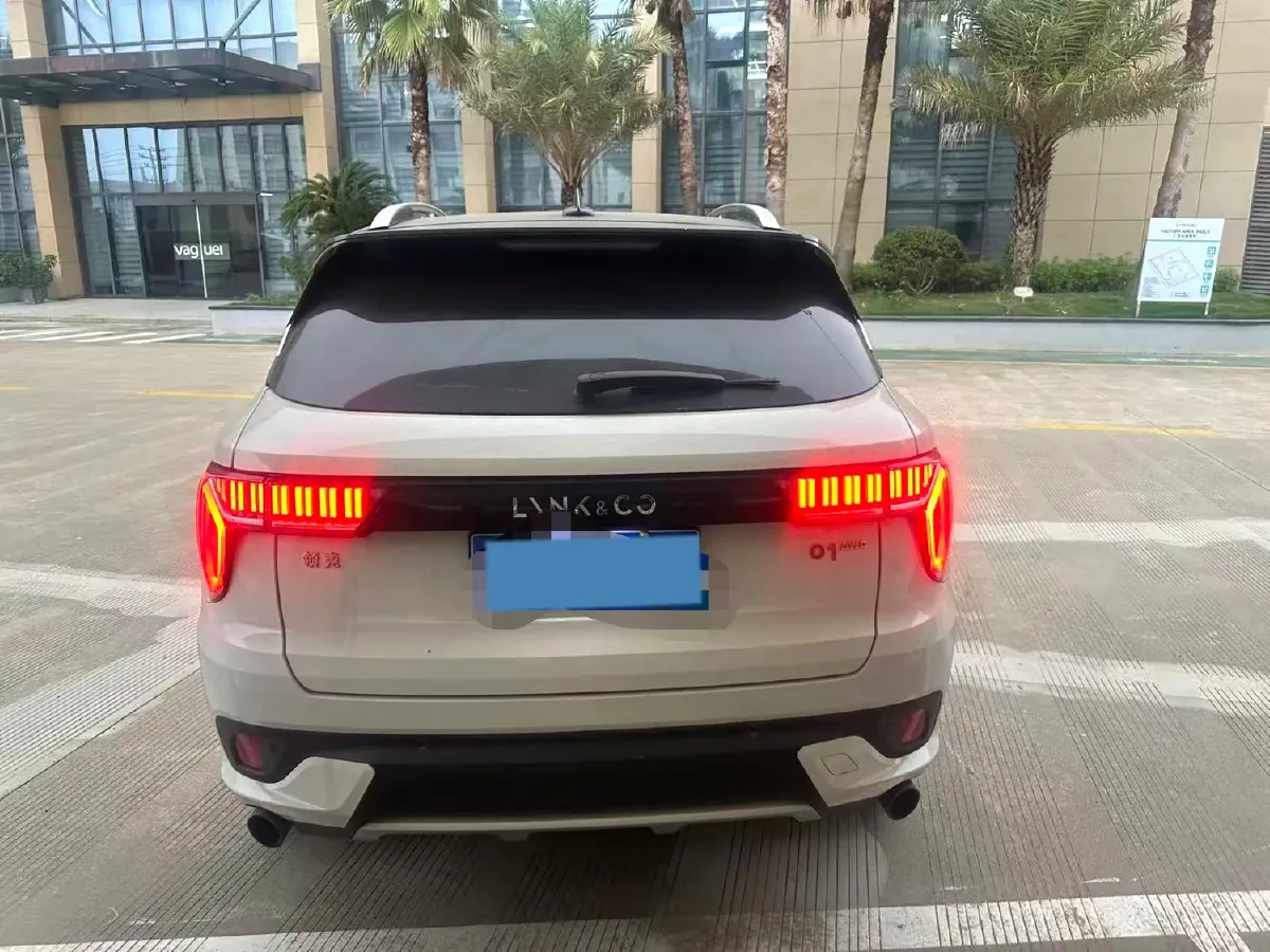 2019 LYNK&CO 01 2.0T 190HP L4 7DCT,autocango,china used car exporter,china ev exporter,chinese used car exporter,chinese used ev exporter