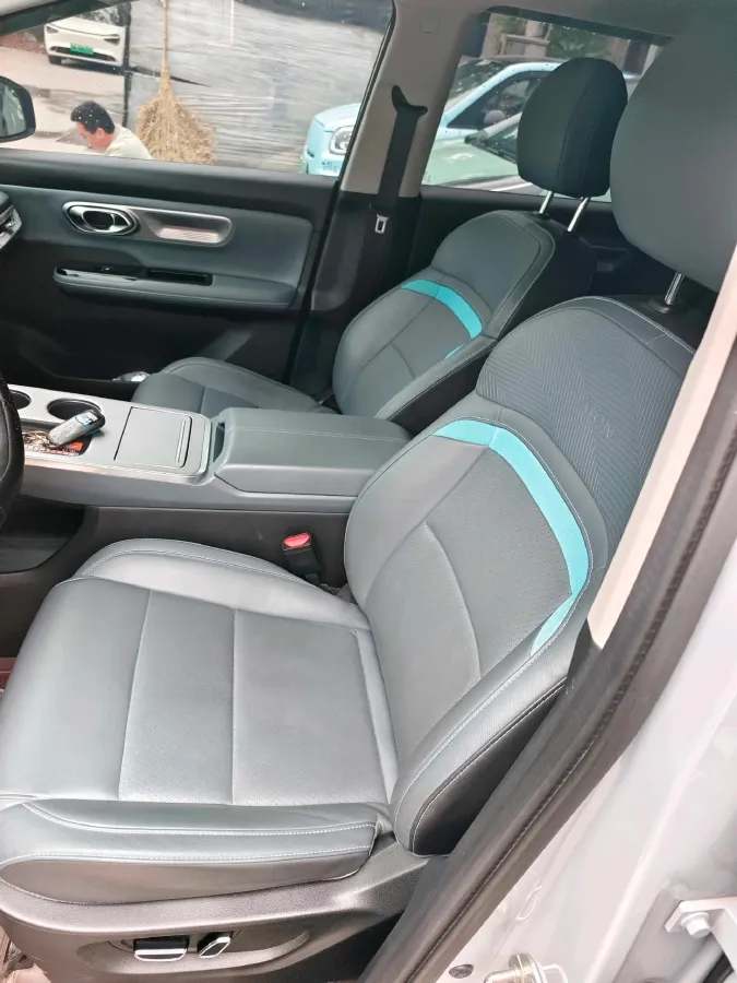 2024 Leapmotor C11 1.5L 95HP L4 REEV 43.74KWH,autocango,china used car exporter,china ev exporter,chinese used car exporter,chinese used ev exporter